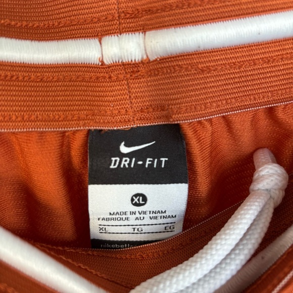 Nike Elite Texas Longhorns Shorts Size XL - Picture 2 of 7